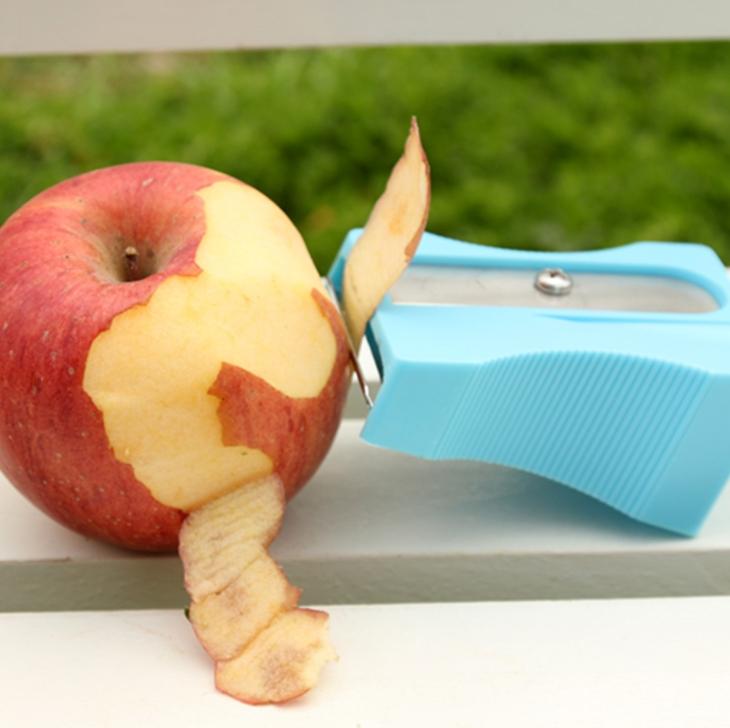 Custom Logo Kitchen Gadget Peeler (3 Colors) | Premium Corporate Gifts and Custom Gifts