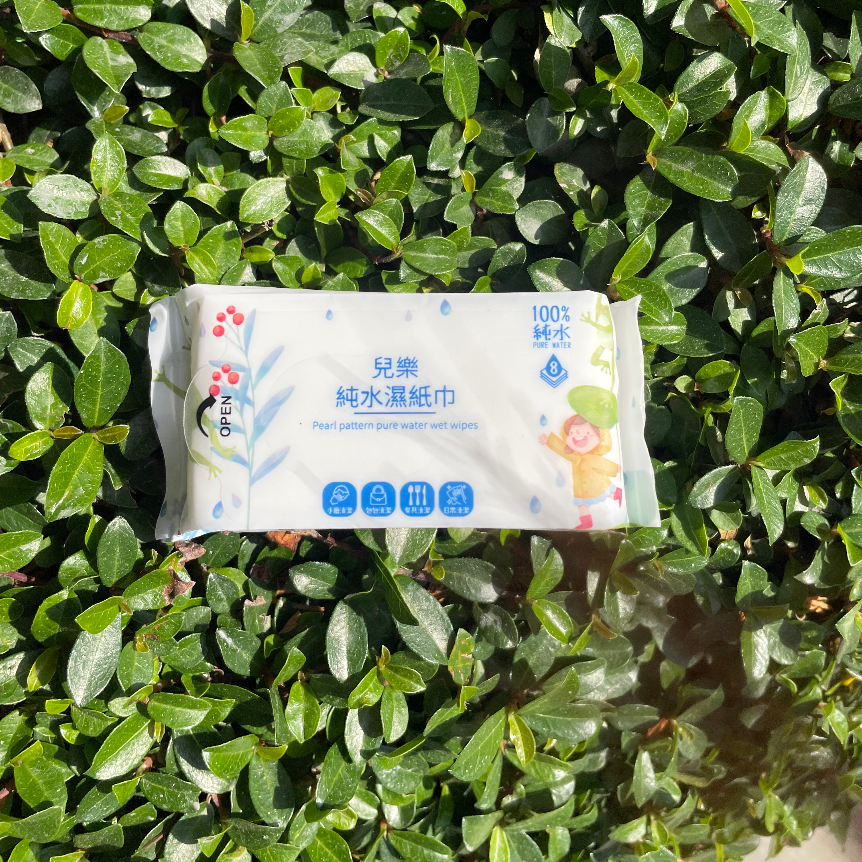 Custom Logo Ultra-pure water eight dehumidifying paper wipes (wide version) | Premium Corporate Gifts and Custom Gifts